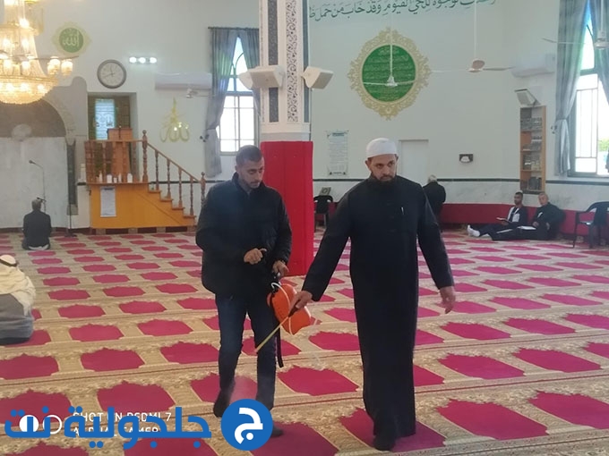 رئيس مجلس جلجولية يواكب اعمال تعقيم المدارس والمساجد في جلجولية
